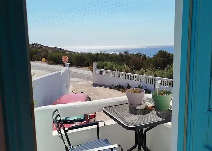 Captain George * Liaropá